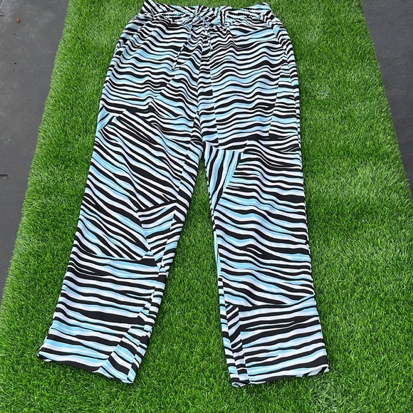 DKNY Zebra Print Pants size small - Picture 3 of 7